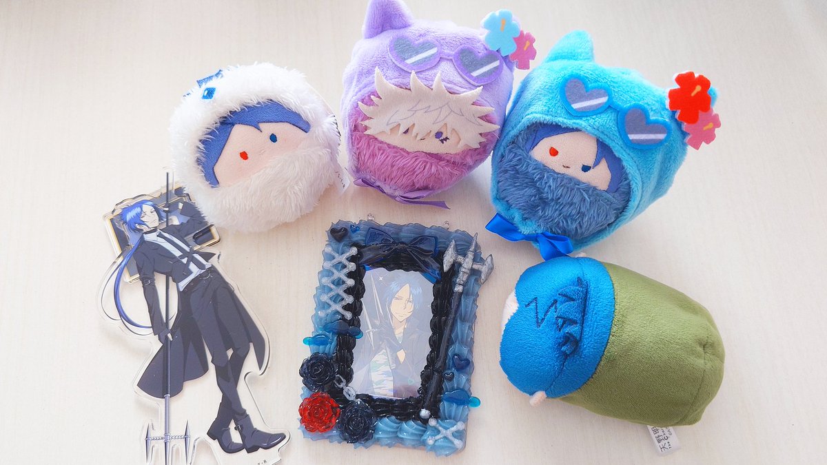 あまね < ぬい・ぱしゃ回収中 (@amane_70070) on Twitter photo Amyちゃん(<a href="/Amy_hdm/">Amy(ハンドメイド)</a> )にオーダーさせていただいた骸さまデコケース🫶
めちゃくちゃイメージぴったりだし手作り三叉槍が素敵すぎる!!!😭✨️
長柄の槍振り回してる骸さまが大好きなのでほんっとに嬉しい〜🤦❣️
これにはのるさまたぴさまも大満足のドヤ顔😌笑
IDカードに使わせていただきます🥰 Amyちゃん(<a href="/Amy_hdm/">Amy(ハンドメイド)</a> )にオーダーさせていただいた骸さまデコケース🫶
めちゃくちゃイメージぴったりだし手作り三叉槍が素敵すぎる!!!😭✨️
長柄の槍振り回してる骸さまが大好きなのでほんっとに嬉しい〜🤦❣️
これにはのるさまたぴさまも大満足のドヤ顔😌笑
IDカードに使わせていただきます🥰
