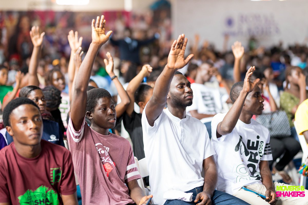 RoyalHseChapel's tweet photo. How you live your life affects others before and after you. You canβt live anyhow because the past, present and future are watching you.
Foundation text: Hebrews 12:1-3.
#wmgcamp2025 #CityOfShiloh #WMGCamp #rosagh https://t.co/OhNk5NqVDi