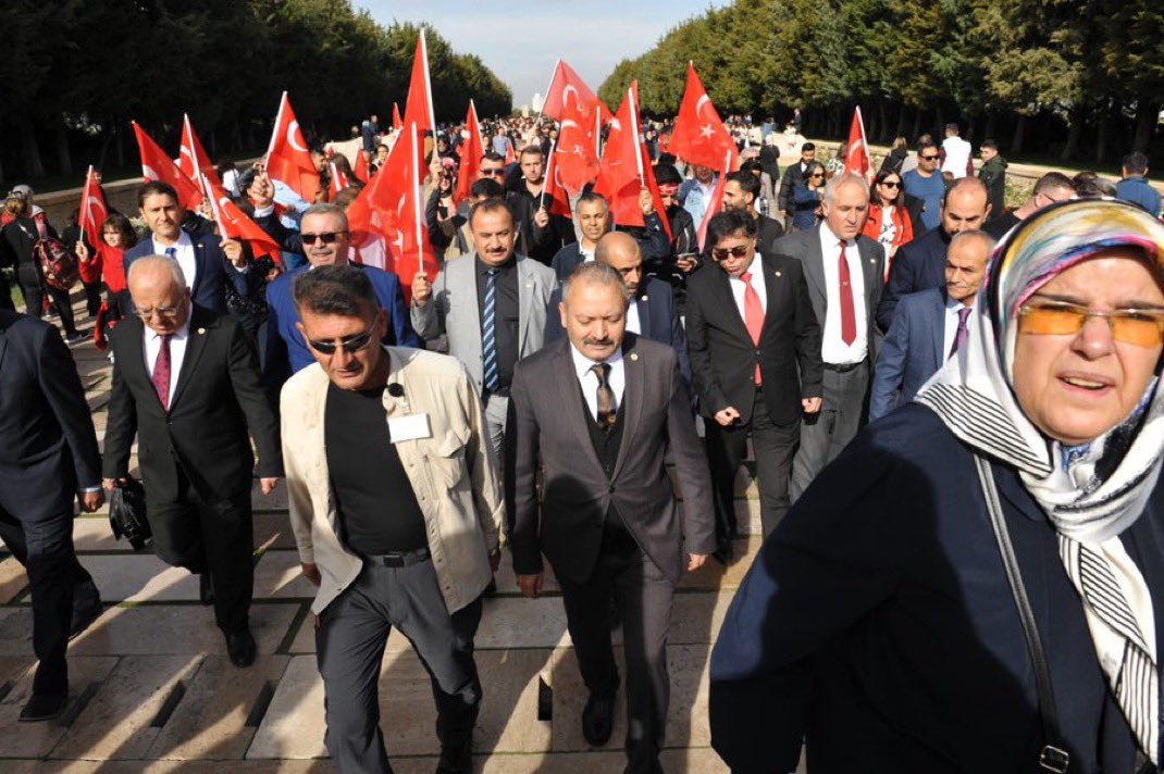 📢 Uzman Çavuşlarımız, ülkemizin güvenliği için gece gündüz demeden görev başında olan, büyük fedakârlıklarla hizmet eden personellerimizdir. Ancak sadece sahada değil, birlik içindeki yapısal ve sosyal zorluklarla da başa çıkmak zorundadırlar.

🔹 Birlik içindeki hiyerarşik