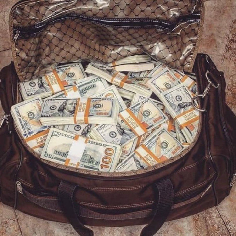 The bag has been sent to Miami. Don’t play with me 🔥🔥🔥🔥 Congratulations <a href="/davido/">Davido</a> ❤️