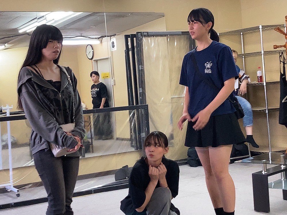 今日は稽古最終日でした！
長がったようで短い2週間でした。

上演時間は1時間です☝
ぜひ見に来てください👀
#xingeye3