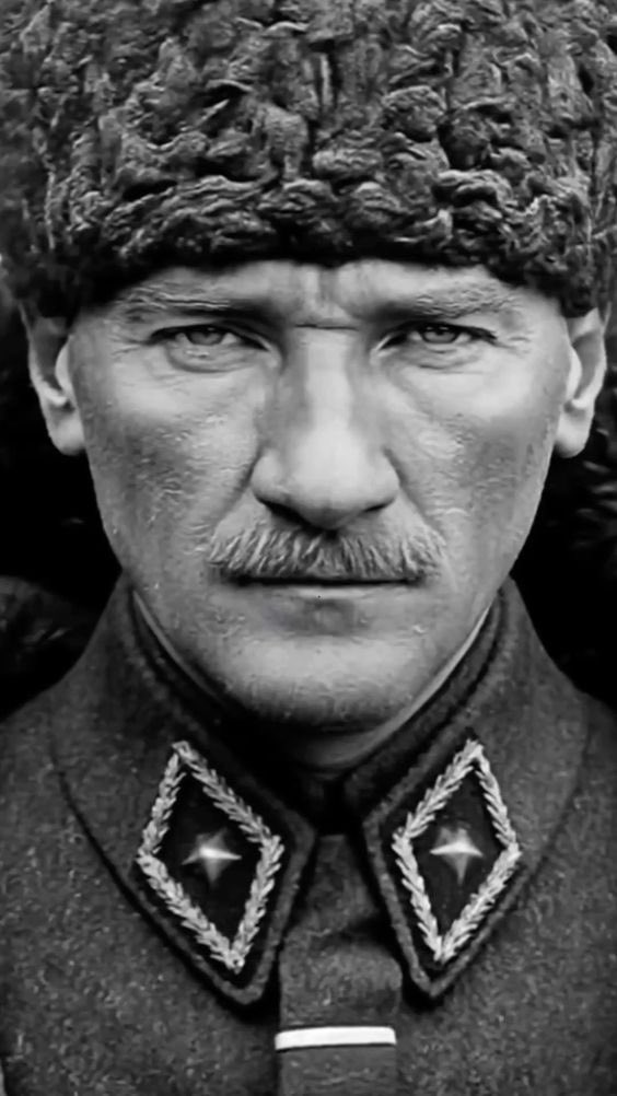 Bugün Zengezur’dan Türkistan’a uzanan yolun mimarı, Türk dünyasını yeniden buluşturan iradenin adı Gazi Mustafa Kemal Atatürk’tür. 
O, milletin ufkunu Misak-ı Millî sınırlarının ötesine taşıyan, Turan idealini devlet aklıyla harmanlayan liderdir. 
Fakat bugün, bu stratejik hattın