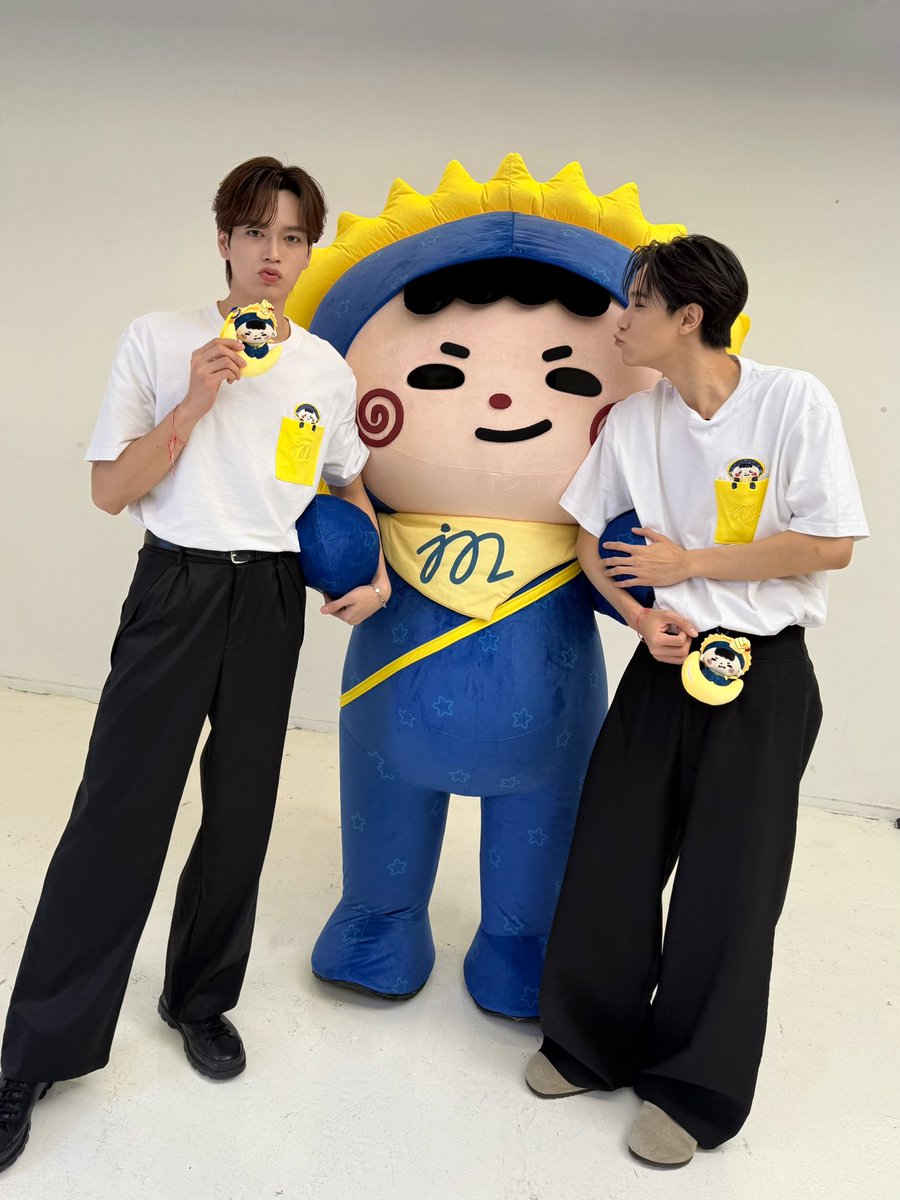 เติมจู๊บบบ แด๊ดกะด๊า💋💙💛 
<a href="/jnnrrs/">ไฟฟ้า⚡(จัมโบ้gmm) ⚙️ (FIRESKY) EE48</a> <a href="/Markjrtn/">N’Wine CPE49 ⚙️ น้องไวน์ CPE49</a> 
#JuniorMarkFancon