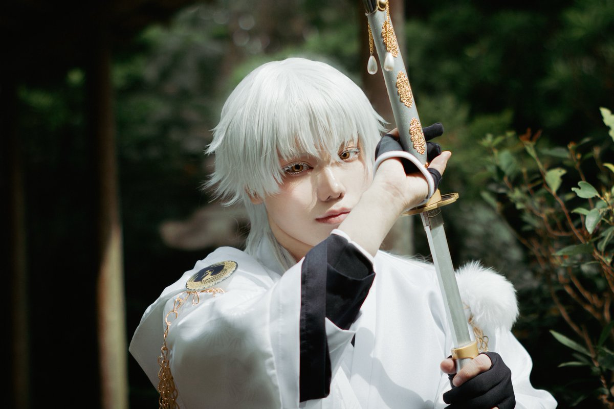 cos.刀剣／鶴丸国永

驚きの結果を君にもたらそう

photo: ⍰