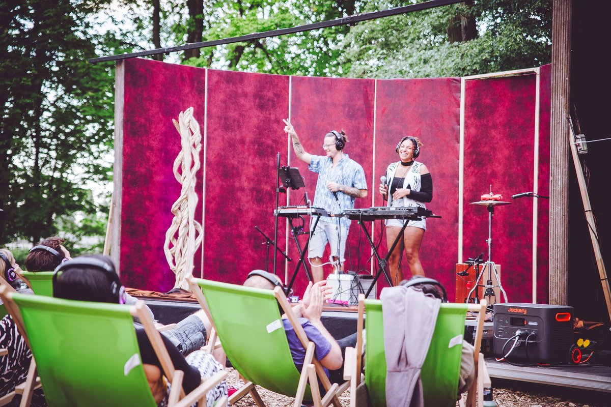 There’s more to festival planning than packing your wellies – here are our top tips to getting the most out of your off-grid adventure
#AD <a href="/jackeryinc/">Jackery Inc.</a> #Festival #FestivalSurvivalGuide #BestGadgets #SolarPower

trib.al/RKkQTSE