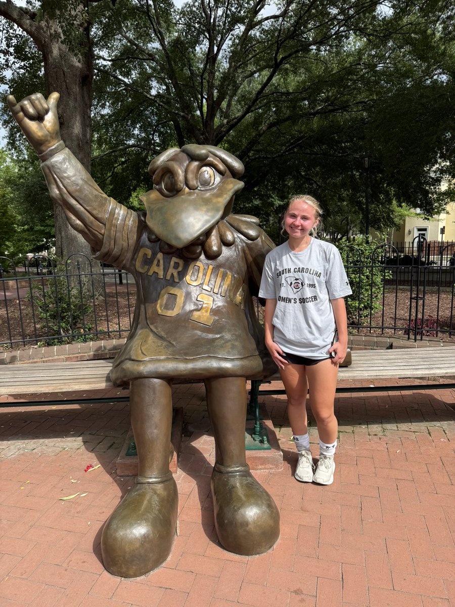 Ellie McLaughlin tweet media