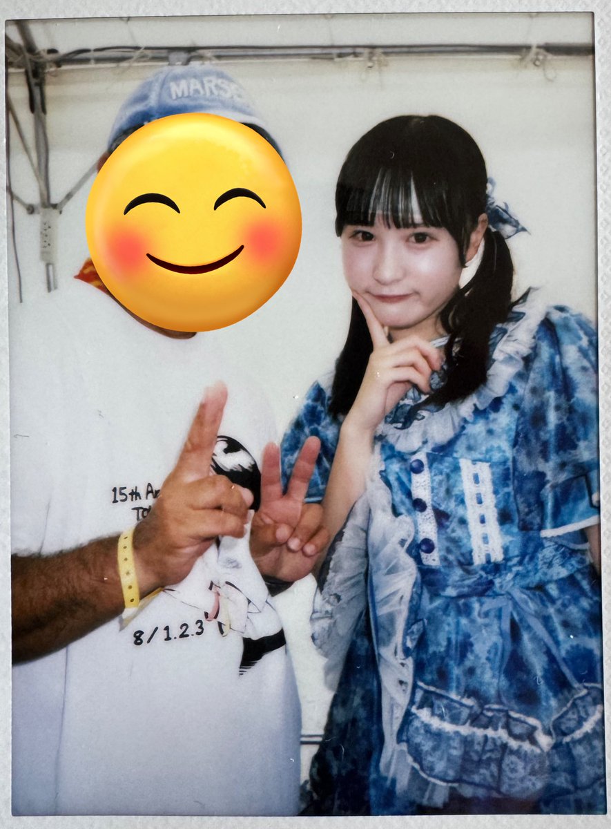 仲里依紗 チェキ ついに✨❤️‍🔥明日の12/7(木)〜12/10(日)原宿Laforet2階で @re