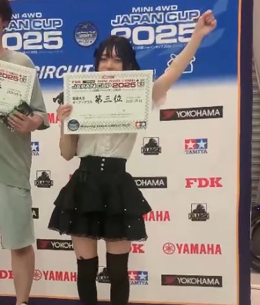 差し入れやステッカーのお礼など明日させて下さい🙇
明日からは普通の料理長です👨‍🍳
おやすみなさい😪

キープオンランニング妖怪✊