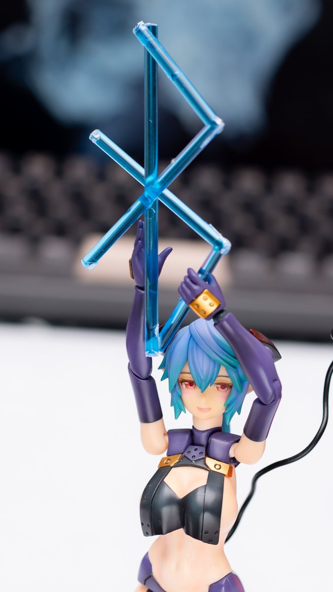 Wifiは数字が上がると、周波数が上がったり他の帯域同時に使って速度上がるって分かるんだけど
ブルートゥースは数字が上がっても何が変わるのか分かってない

ルーン文字なのは知ってる！