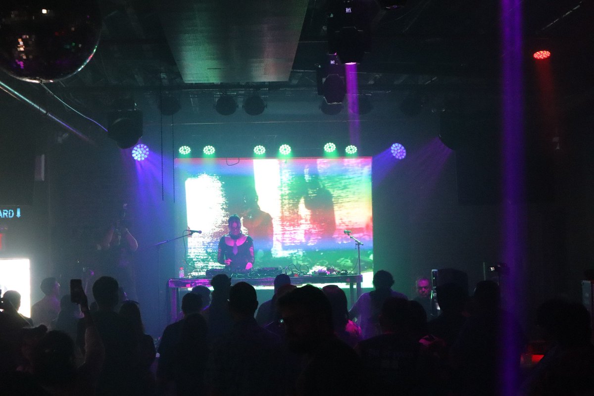 We were so stoked when SkyYAHAMA said yes to playing #FlamingoFest2025 💥 Couple photos of her performance, taken by Augnos &amp; <a href="/videodrome_tv/">VideodromeTV</a>. Bless up and big ups on the amazing set! 🙏