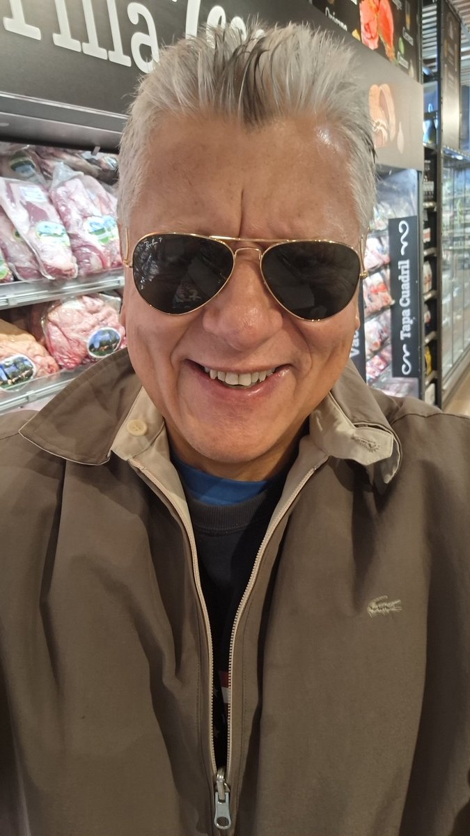 delgado_hi39071's tweet image. Esto recién comienza!!!
      #HcSystem 
 Buueenoos diiaasss.