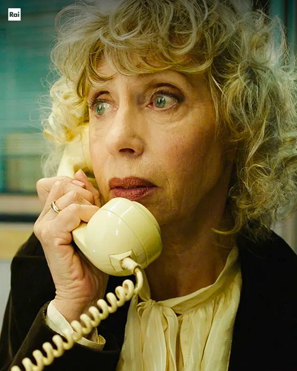 Alle 21:10 “Voci d'oro” di Evgeny Ruman con Vladimir Friedman, Maria Belkin | Victor e Raya giunti a Gerusalemme dalla Russia dopo il crollo della Cortina di Ferro, si rendono ben presto conto che per loro, in Israele, vivere di doppiaggio, come avevano ipotizzato, sarà difficile