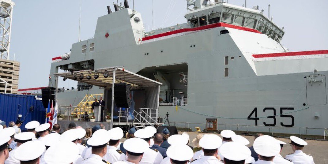 PSPC_SPAC's tweet photo. Yesterday, Minister Lightbound was on hand to celebrate the naming of the sixth and final Arctic and Offshore Patrol Ship in the @RoyalCanNavy’s fleet. The ship bears the name of Lt Robert Hampton Gray, a Canadian WWII naval hero. https://t.co/AObDCf9vuz
