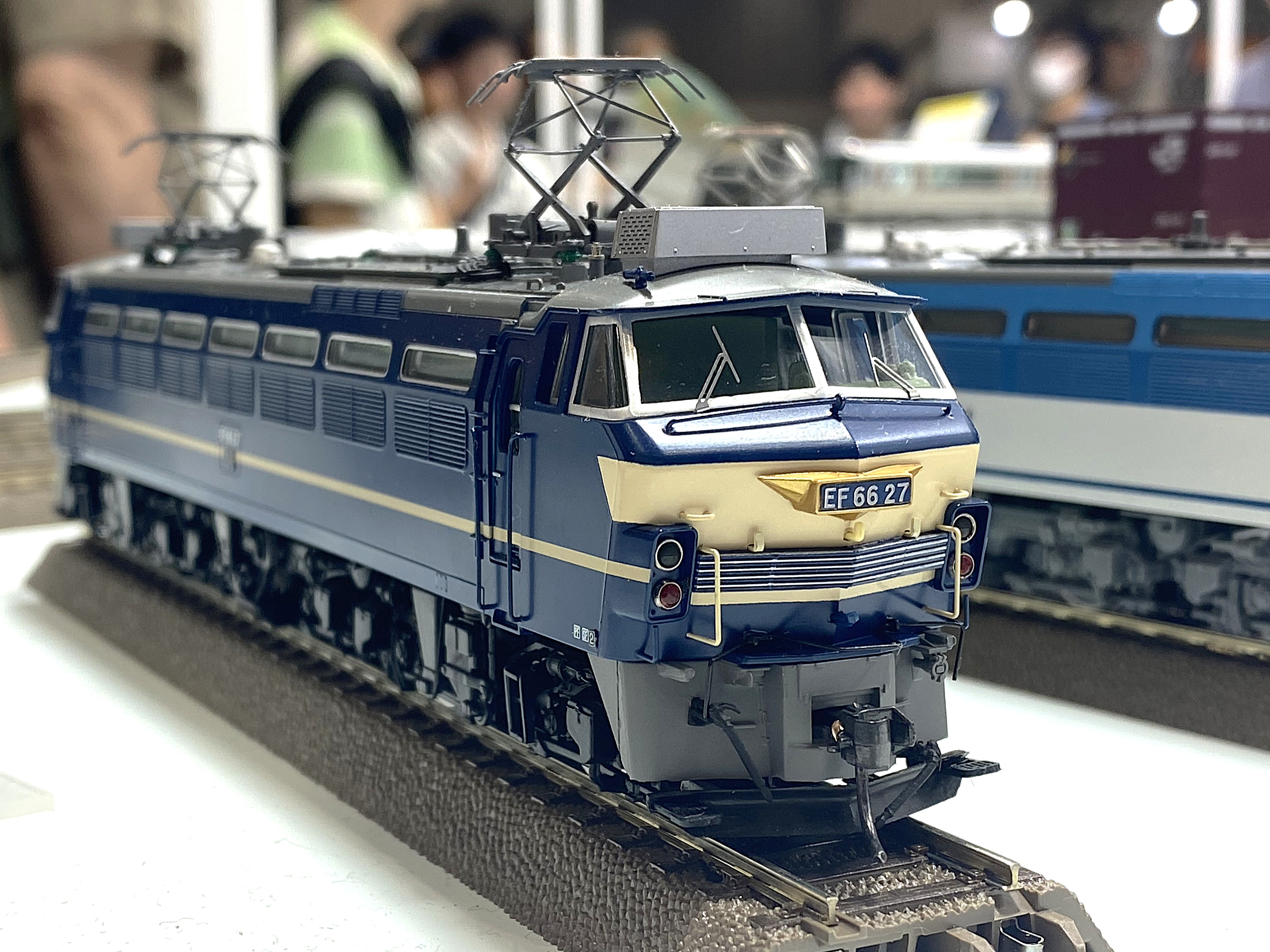 鉄道模型 HW 14系200番台「ムーンライト九州」Bセットを弄る。TOMIX 98274