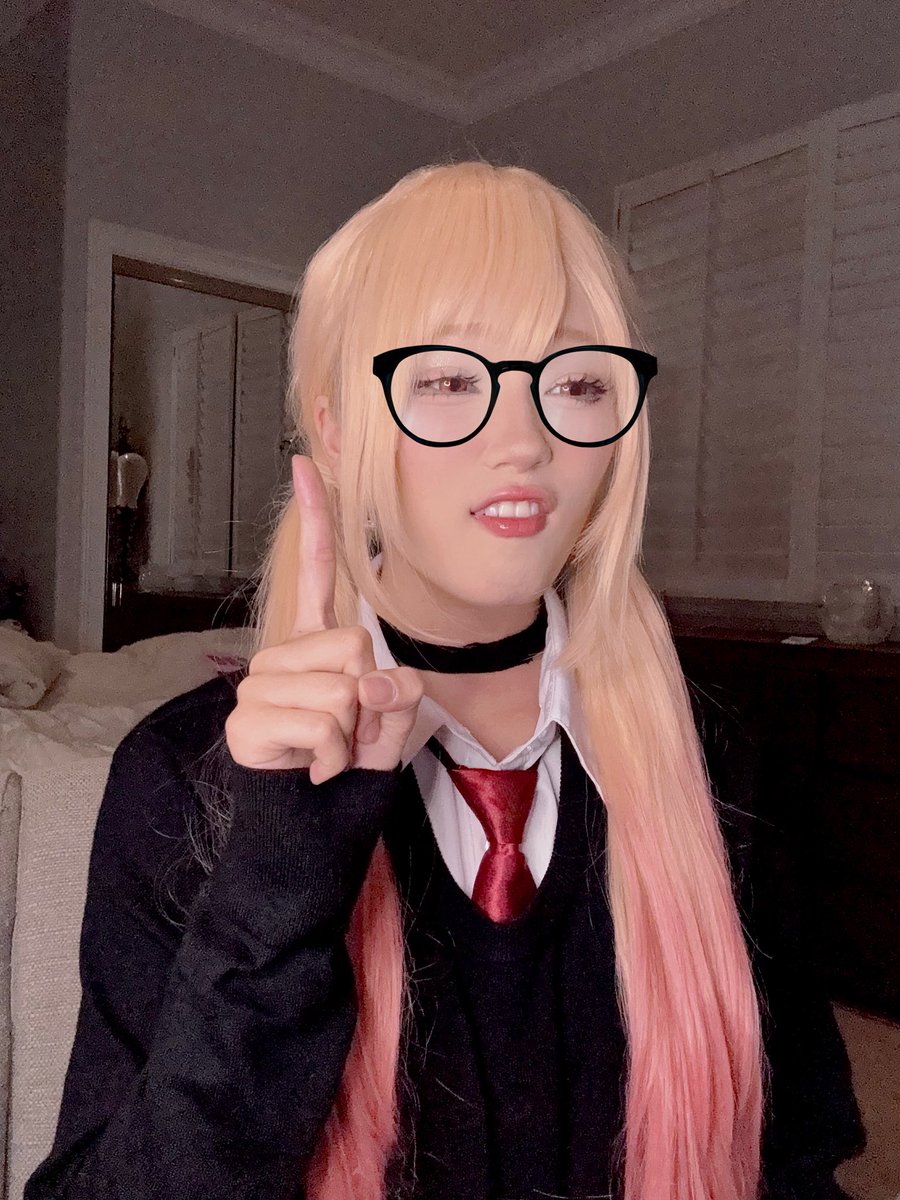 kooriii_'s tweet photo. I had to cosplay LOL https://t.co/mrw1uwjaHe