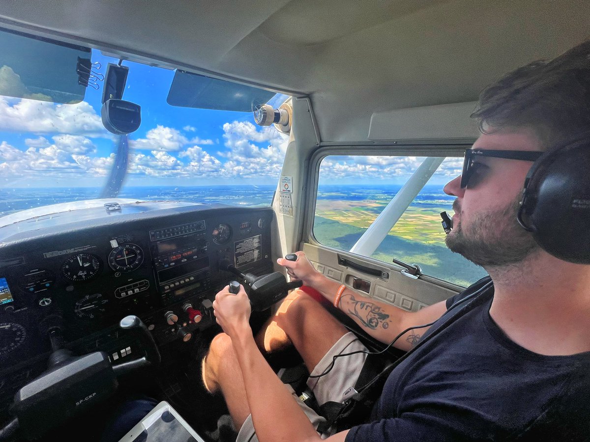 What activities do you enjoy when you're not doing anything related to bitcoin? 

I'll start: