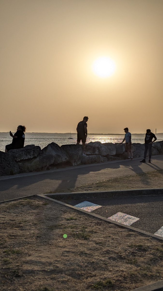 🇫🇷 LES REVELS 1/3🇫🇷
Vous avez mis le feu à la Pinède de la Palmyre!!🔥
Quelle belle façon de démarrer cette série de 3 concerts pour les Revels !!
🫶MERCI🫶

📍Ce soir à Saint-Palais-sur-Mer (10/08) 🇫🇷 | 21h30

#concert #revels #france #reaven #reavenmusic #reavolution