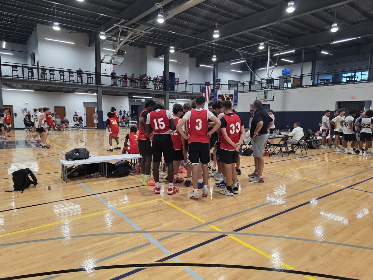 Impact Cup

Shen's Coach Yattaw &amp; Nisky's Coach Grasso...talking it over with their players.

#518Basketball 
#ImpactCup
#U2TV