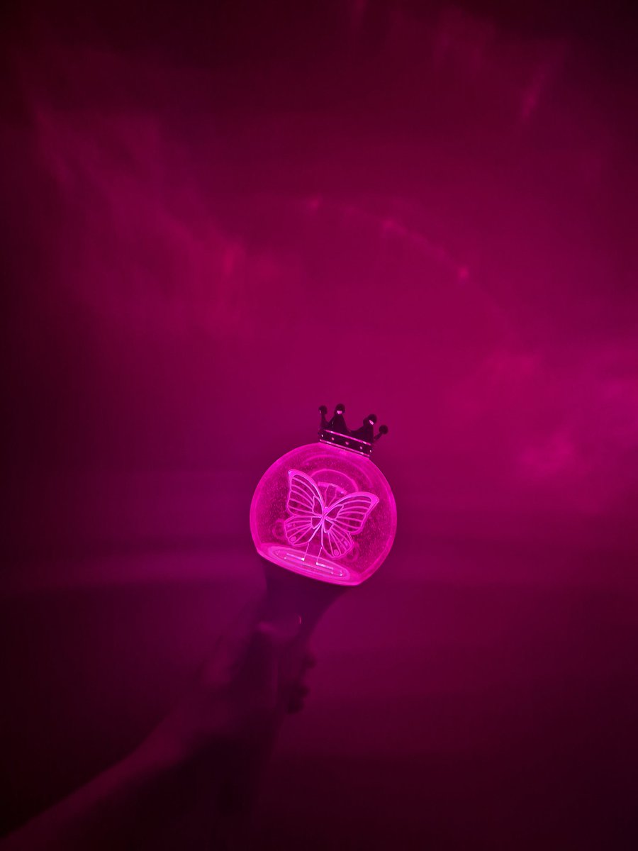 may_mimii's tweet photo. หูยยย น้องสว่างเจิดจ้าอยู่นะ ถ้าอยู่ในคอนต้องสวยแน่ๆ ✨️💖
#PalitOfficialLightstick
#เป๊กผลิตโชค https://t.co/YM7CnCOOie