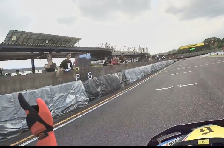 Checola_5FC1's tweet image. あっという間の2スティントだったけど熱中症対策にも適切なピット間隔で長い尺のレースをチームで走り切る楽しさがありました🤭🏁

#石野サーキット
#夏祭りカップ
#ねねっ子モタスポ体験チーム