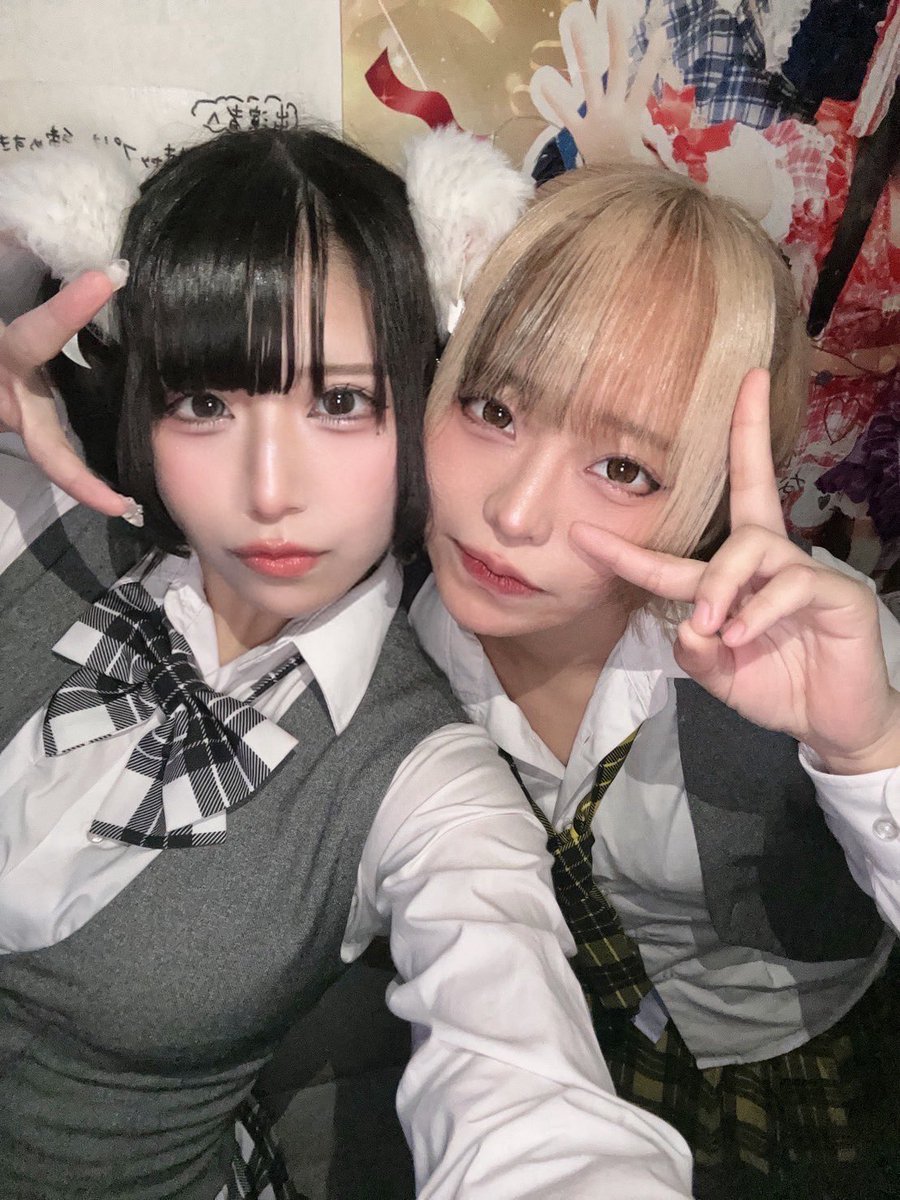 ねむちゃんラスト！5人体制ラスト！！ありがとうございました🤝✨
急遽決まったのに足を運んでくれて5人のSHOWDOWNを好きになってくれてほんとにありがとう！普通に寂しいよー！！！
これからのねむちゃんもこれからのSHOWDOWNもずっと見守ってて欲しい🙏
ほんとにありがとう😭😭