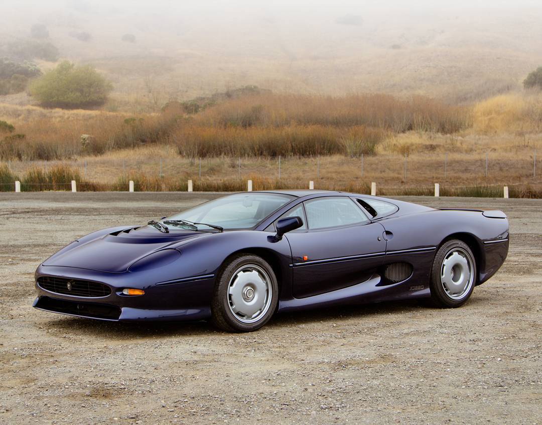 Retromania4ever's tweet image. 1992 #Jaguar XJ220 
(281 units built)
🇬🇧 #Classic