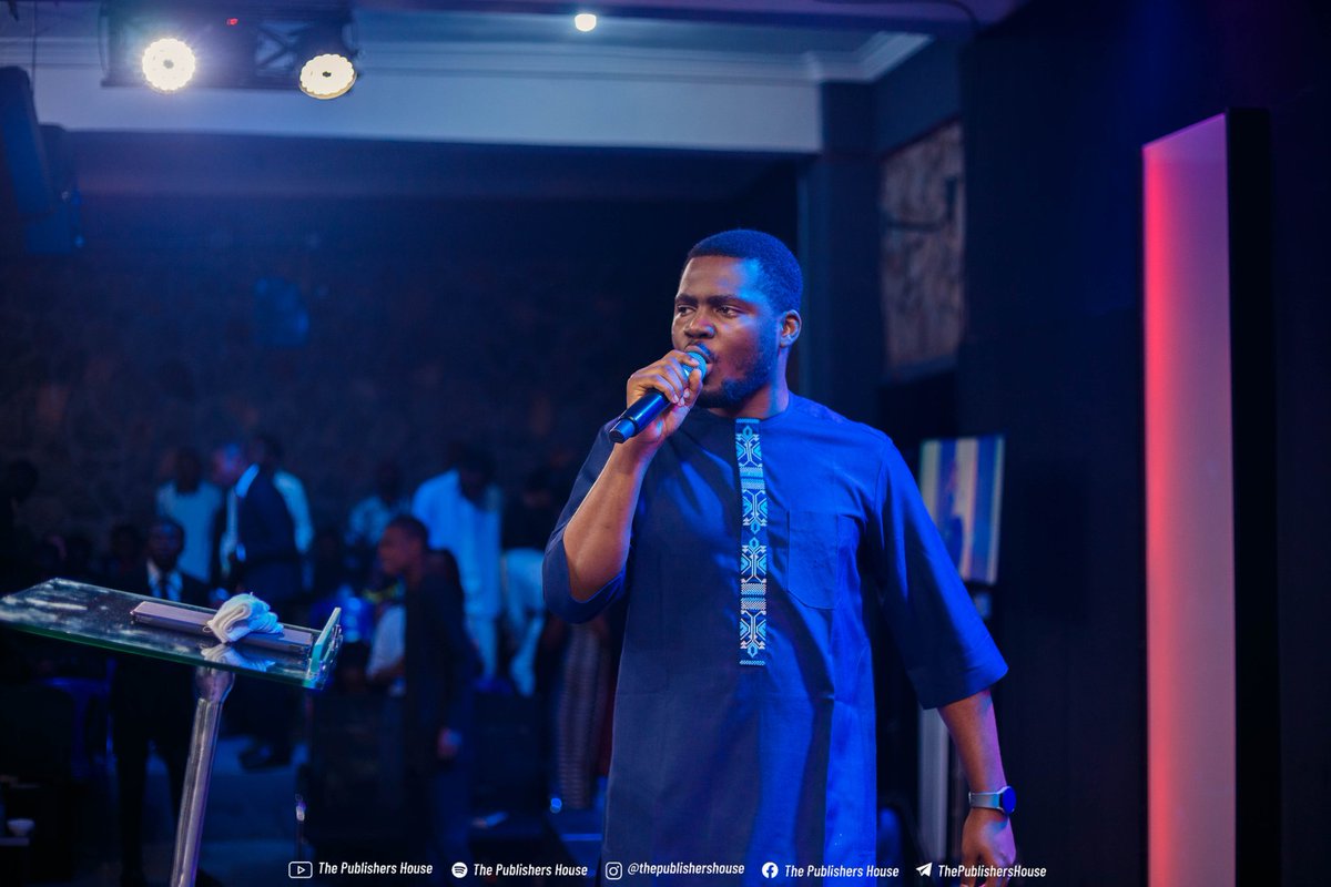 Still on Revival Fires, fan to flame!

Stir up! Stir up!!

What an intense time it was in God's presence.