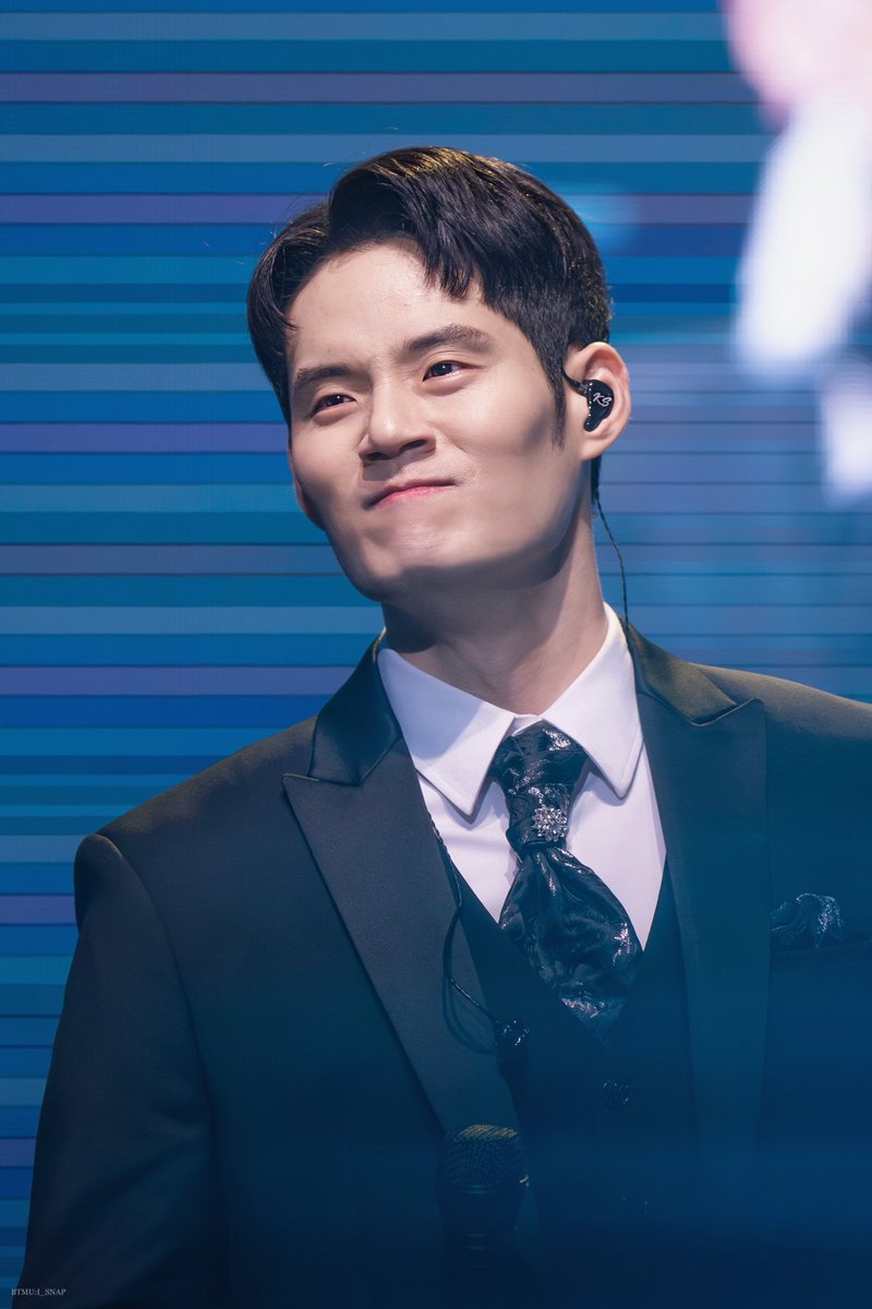 250627 팜트리아일랜드 3rd 갈라 콘서트

#서경수 배우님

코찡긋(*･ω･*)
⠀