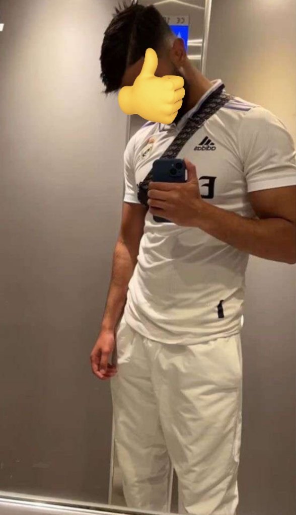 elninho02's tweet image. 50 like et je face reveal