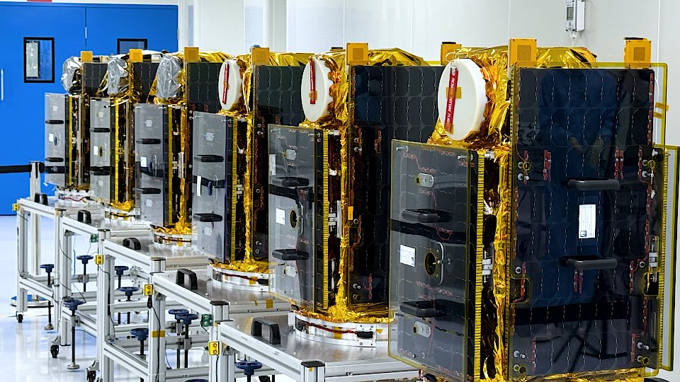 Fireflies have been nominated as a SmallSat Mission of the Year finalist, and public voting is now open! 🗳️🛰️
Designed to help us better monitor the health of our planet, three Fireflies are already in orbit delivering high-resolution hyperspectral imagery, with three more