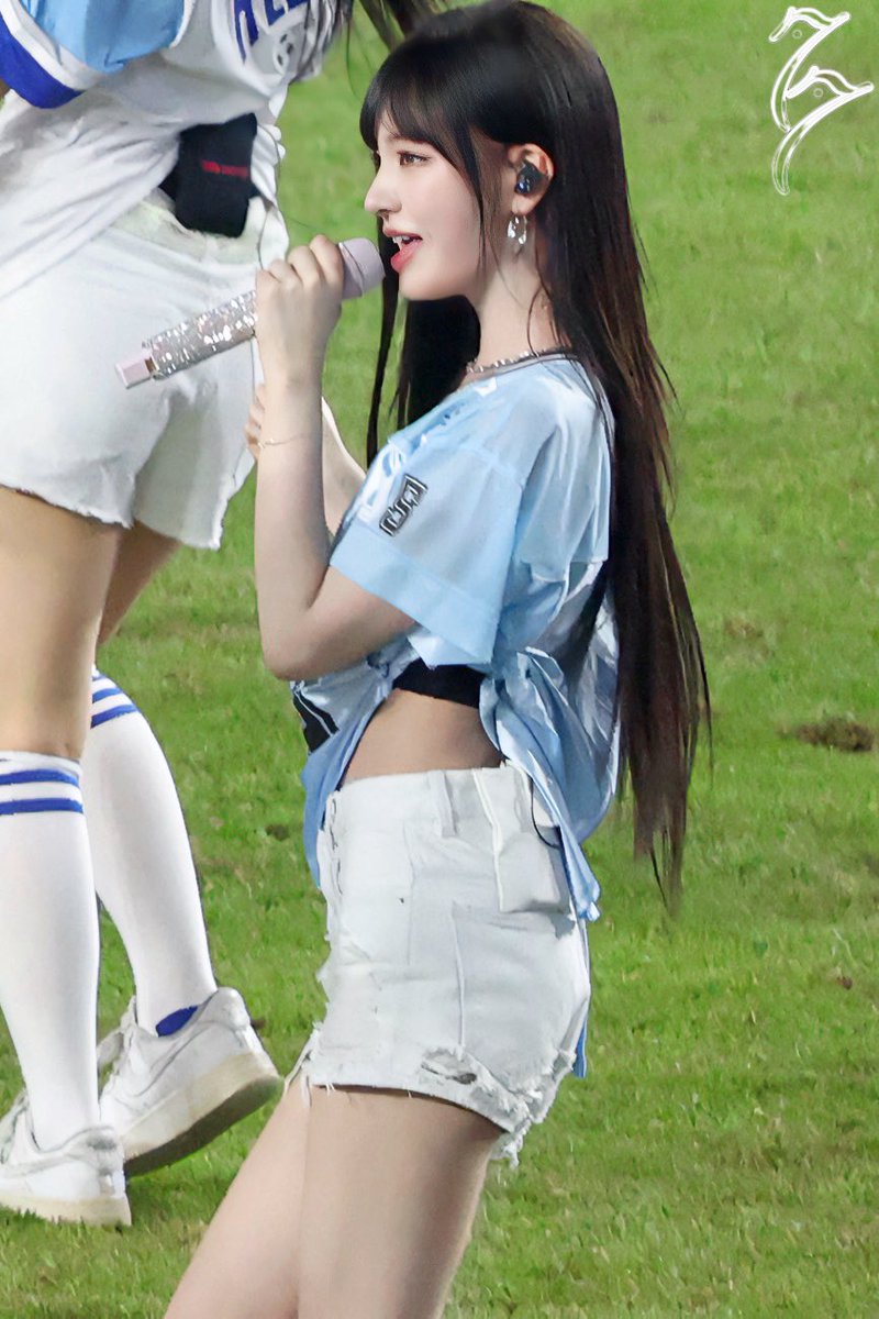 250730
 #리즈 #아이브 #LIZ #IVE #アイヴ #リズ
