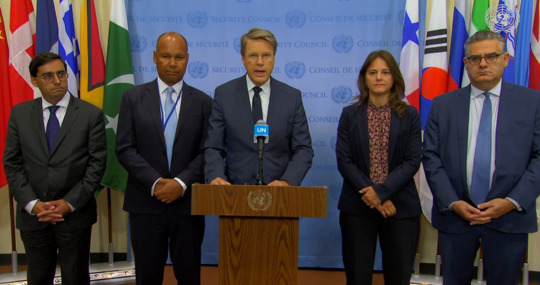 .<a href="/SLOtoUN/">Slovenia to the UN</a> Amb <a href="/Samuel_Zbogar/">Samuel Žbogar</a> on behalf of European #UNSC members (#Slovenia, #UK, #France, #Greece, #Denmark): "We condemn the Government of #Israel’s decision to further expand its military operations in #Gaza. This plan risks violating international humanitarian law. We call on