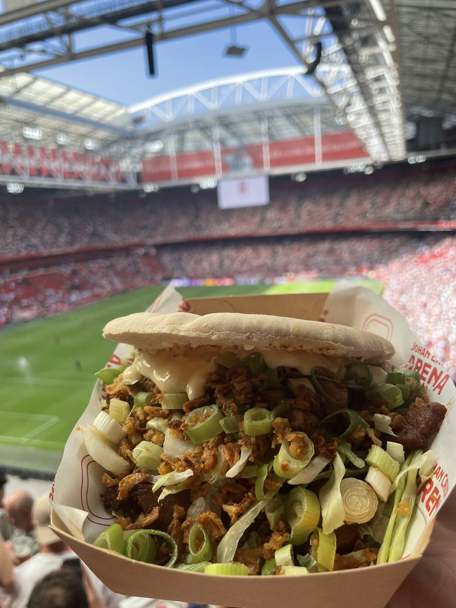 Karma kebab in de JC Arena 😍🌱  - €6,25
<a href="/FootyScran/">Footy Scran</a>