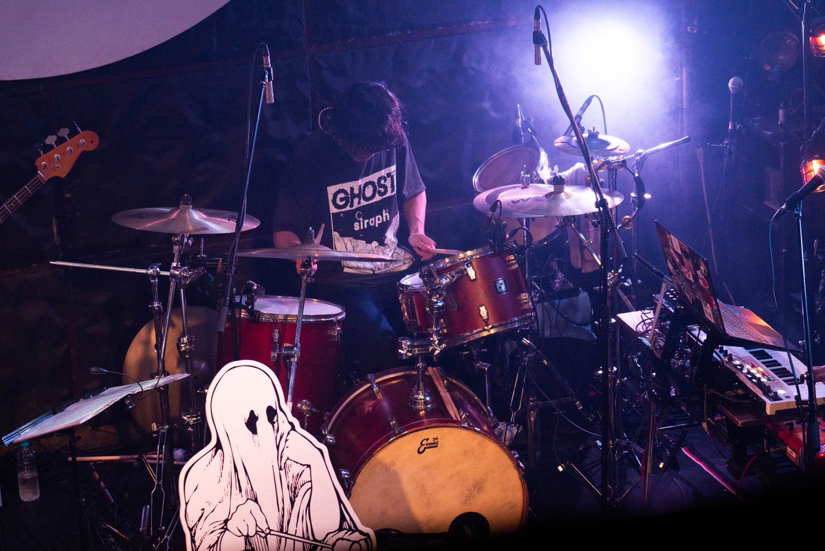 次回のsiraphのライブはこちらです！！
8/23 吉祥寺WARP
フミキモさん祭！
photo by Yoshiaki Miura