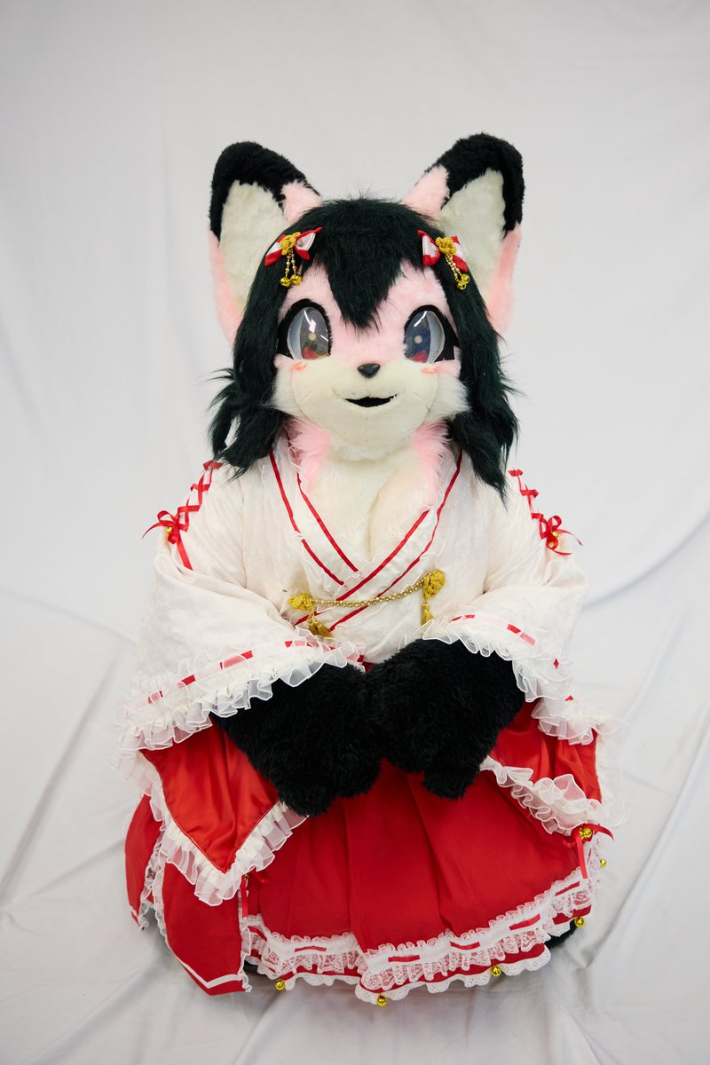 みこふく〜！
オリジナル扇子つくっちゃおうかなぁ
📷️きつねび工房のおいちゃん(<a href="/sakura_craw/">さくら はる🌸</a>)
#ういけも