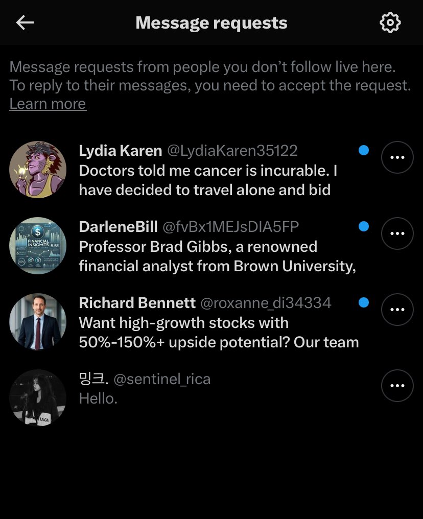 Trianglemuse's tweet photo. I GOT BITCHES! https://t.co/tX1gdNM0mS