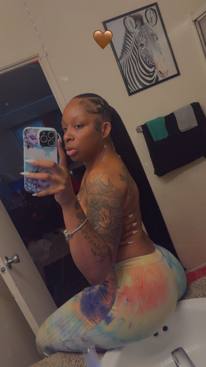 BossAssChickkk's tweet image. Tell me something good 😫❤️🤲🏽