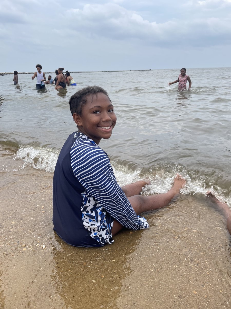 🌊 Last week, we had an AMAZING trip to Sandy Point to celebrate the end of the summer program. 🏖️ Despite the clouds, the water and the temperature were perfect—and students had a blast! After all their hard work, it was awesome to see them have some classic summer fun.