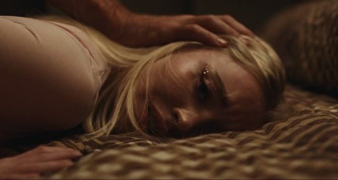 15  Ways to Be Unforgettable in Bed.    

(leave a mark not just a memory)    

1. Confidence &gt; Performance