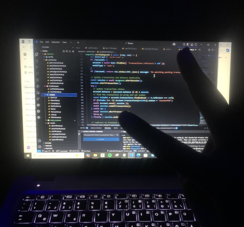 Onyx_Mike's tweet image. Just wrapped up integrating the payment system via @flutterwave 💳✅ — what’s your build looking like today?
#BuildInPublic , #TechTwitter #programminglife