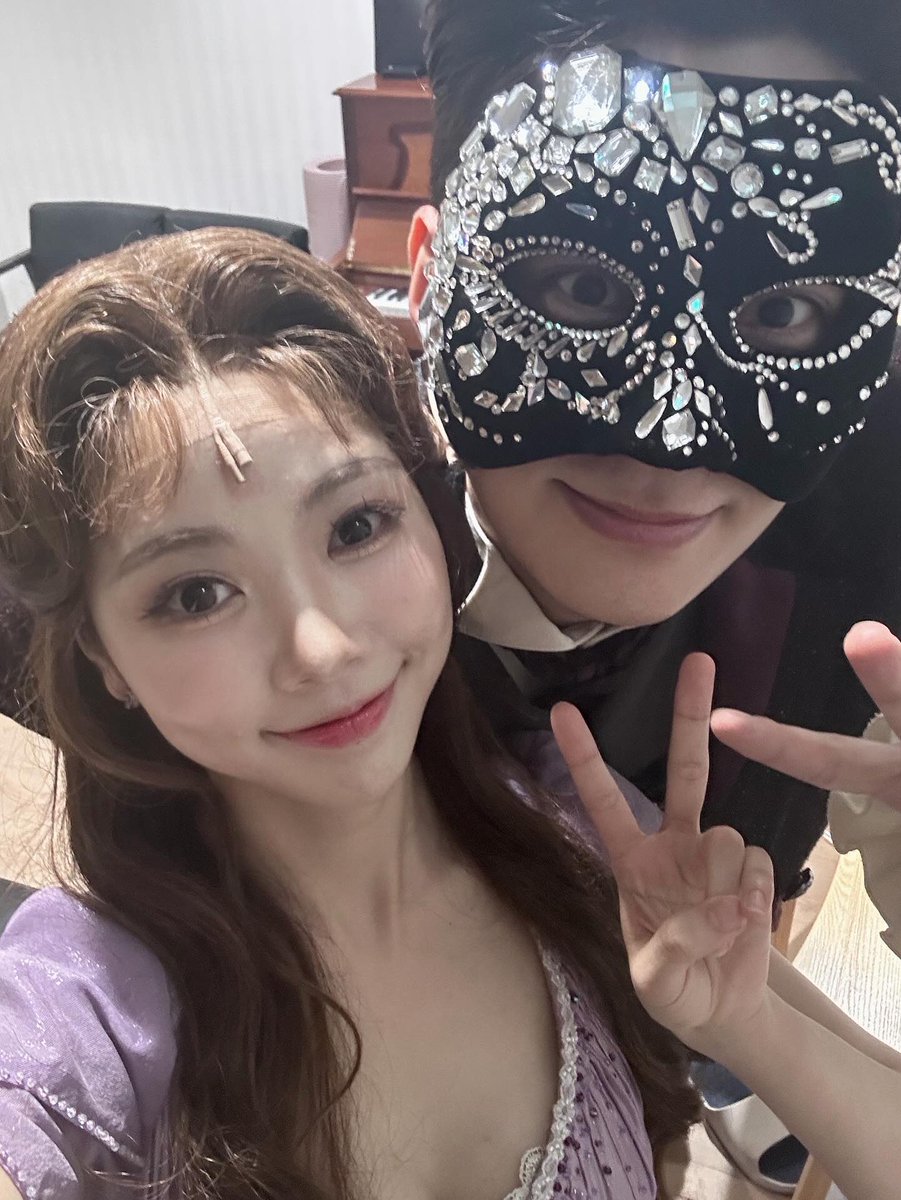 250810 장혜린 배우님 인스타그램 ✨

#팬텀

🔗 - instagram.com/p/DNLCoRvxg__/