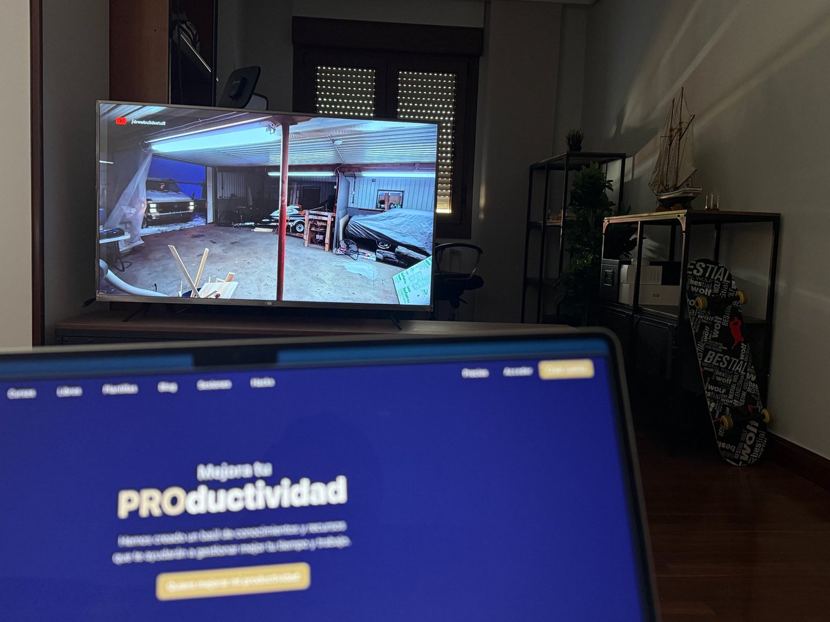 YouTube es increíble para ver documentales o vídeos explicativos de gran calidad.

Lo consumo más que lo que serían otras plataformas de streaming.