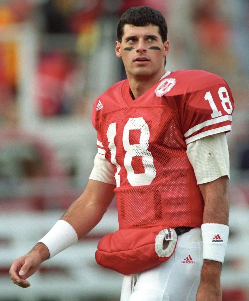 LeaveEmCold's tweet image. Brook Berringer days until Husker football is back! RIP to a LEGEND!