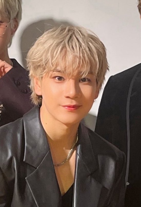 chirity_'s tweet image. 素敵な衣装だし髪型髪色良すぎるよ豆原くん

#JO1 #豆原一成  #TimeForPeace