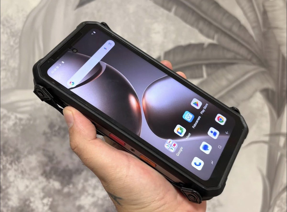 MikyAncona's tweet photo. Il nuovo Fossibot F107 Pro 5G è pronto a tutto: resistente, potente e con una batteria infinita 🔋💪 @fossibot @FossibotTech
Nessun limite, solo prestazioni!
https://t.co/4C8a8JlGIJ
#FossibotF107Pro #RuggedPhone
#TechAdventure #RuggedGear #PowerPhone
#mikyancona #mikyanconatech https://t.co/NDIVmTHbd1