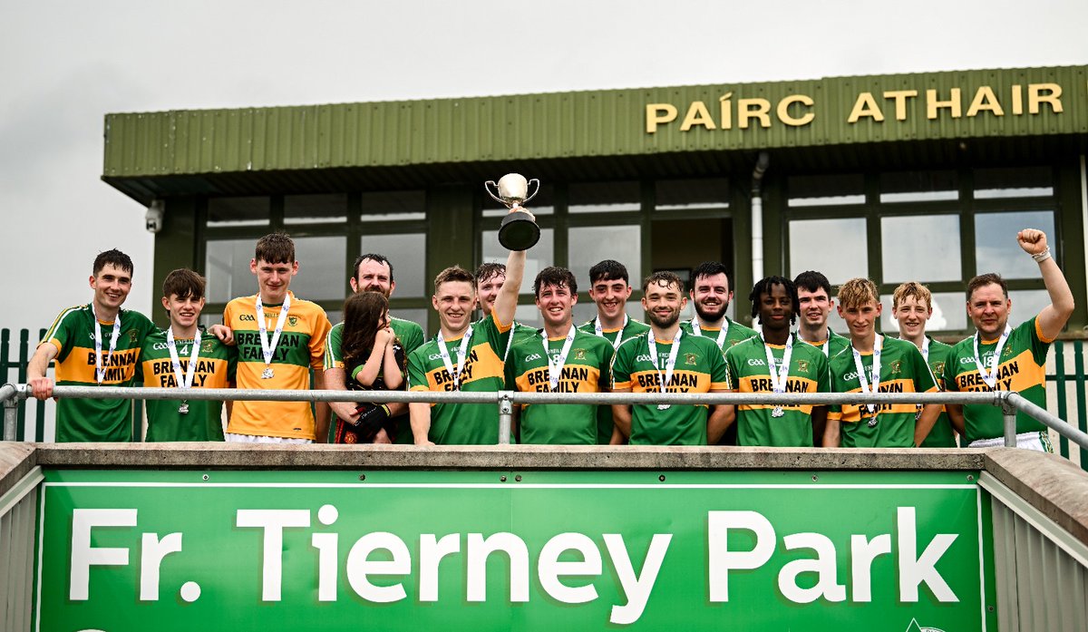 Tain_Og's tweet photo. It was double success for @sligogaa sides as @TourlestraneGaa sealed the CúChulainn League Division Three title yesterday.  

Tourlestrane defeated @FermanaghGAA side @ErneGaelsGAC with an injury time winner on a scoreline of 1-14 to 1-13 in a very tight contest https://t.co/v5EGoUWoKO