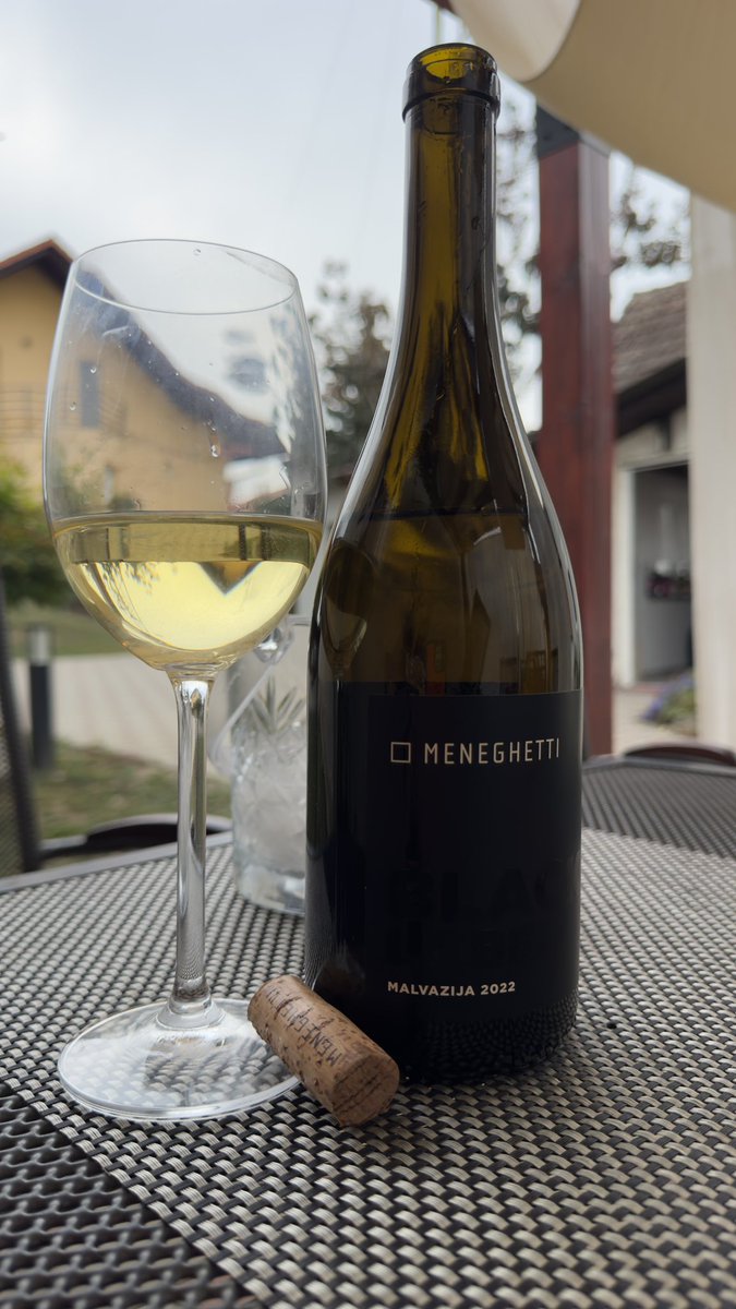 dkocis's tweet photo. Uzdravlje! #Meneghetti Black Label Malvazija 2022 https://t.co/pf7EJvGSmq