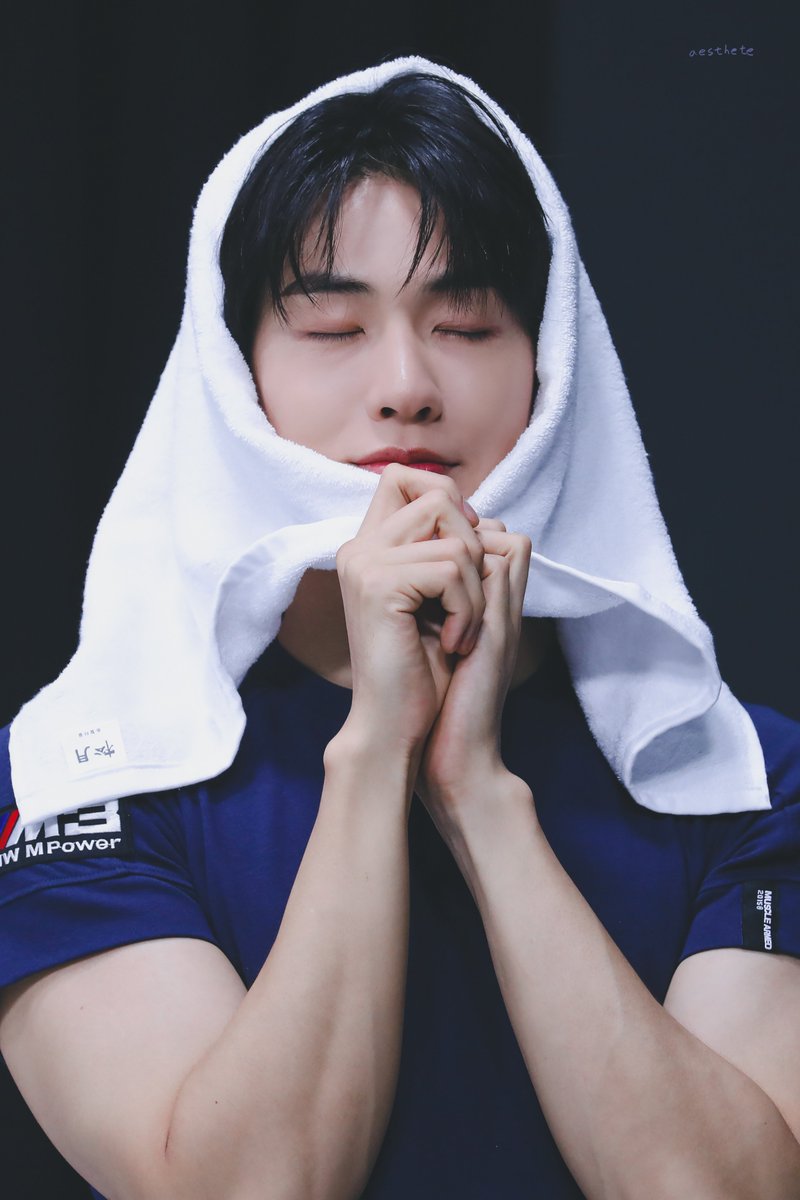 250729 뮤직아트 팬싸
#엔플라잉 #NFlying
#이승협 #LeeSeungHyub
blog.kakaocdn.net/dna/bwdIEC/bts…
blog.kakaocdn.net/dna/cm7ewl/bts…
blog.kakaocdn.net/dna/c7vsos/bts…