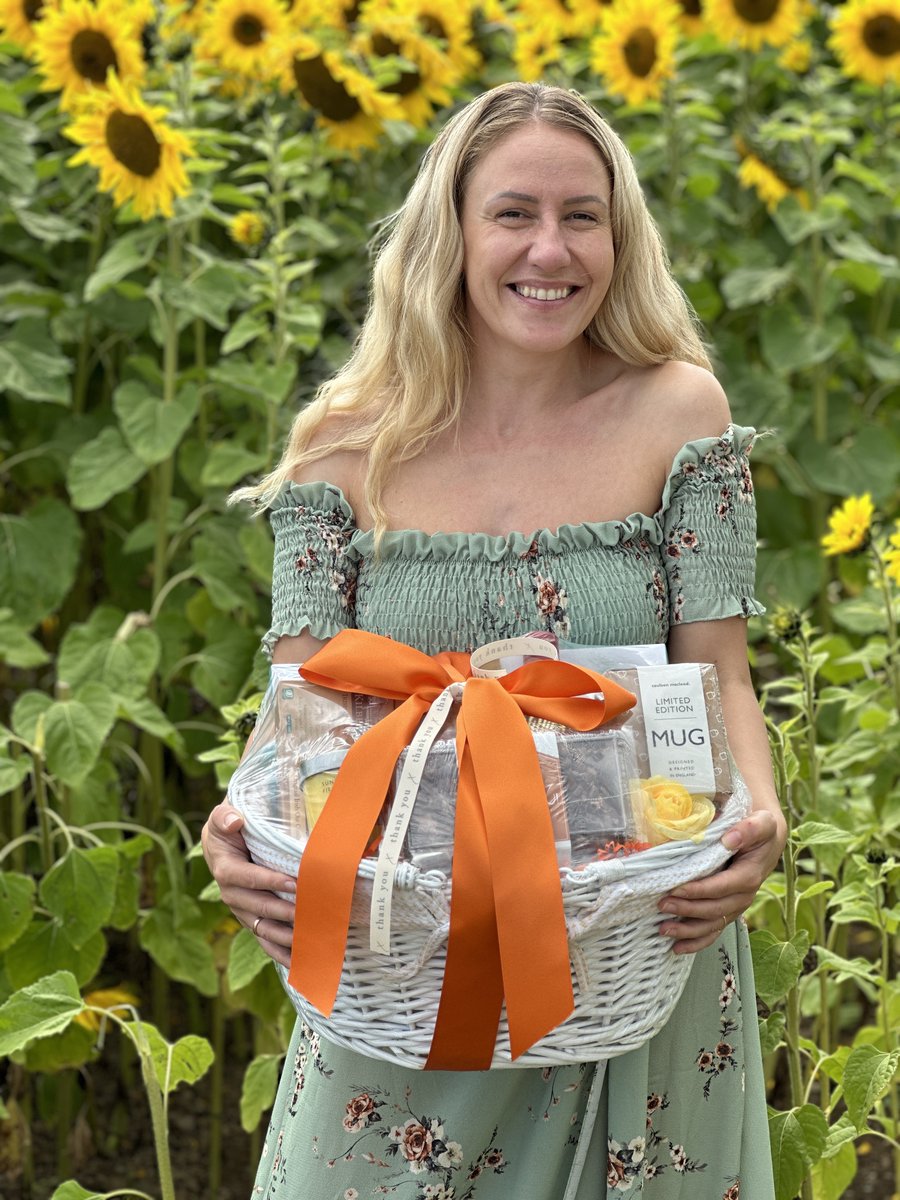 BasketsGalore's tweet photo. Flowering Gifts to cheer your loved ones up, on any Occasion! ๐๐งก๐ป
https://t.co/kjz3yKR6Um
Which upcoming Occasion do you have in the near future? ๐ค๐
#floweringgifts #giftsforalloccasions #floralgifts #giftsideas #giftbaskets #gifthampers https://t.co/FvQ3zWd7uz