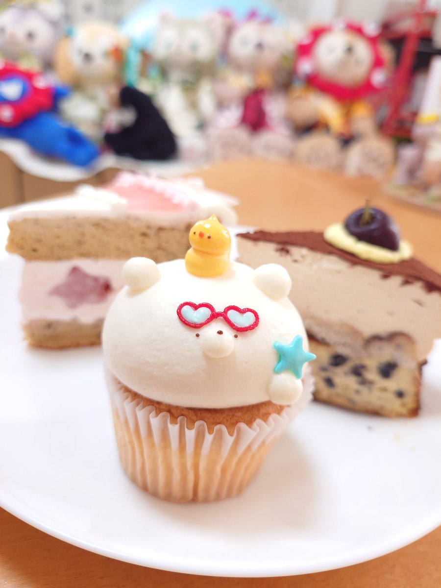 lunatycat's tweet photo. 今日のおやつ。可愛いだけじゃなくてちゃんと美味しかった🐱
#tealab https://t.co/m4KK9AfIjP